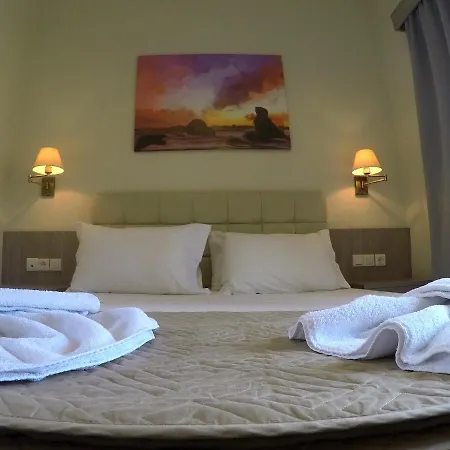 Hotel Sunwaves Beach