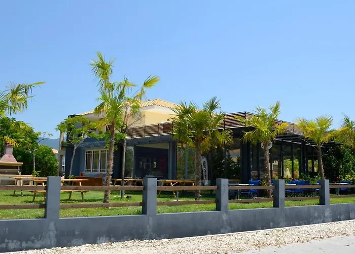 Hotel Sunwaves Beach 2*