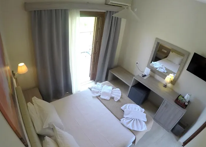 Hotel Sunwaves Beach 2*